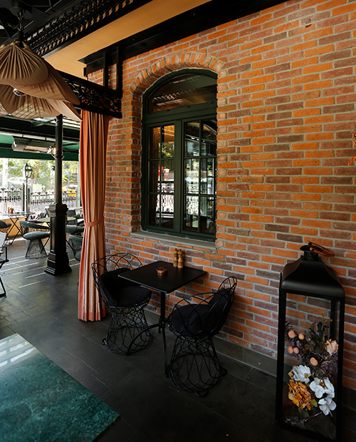 Louise Cafe